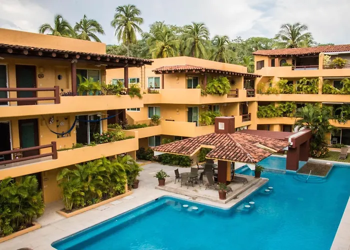 Residencial Los Mangos - Departamento 205